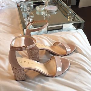 Shoes With the open tor
